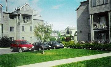 Holiday Villa Resorts At Mont Ste Anne بيوبره المظهر الخارجي الصورة